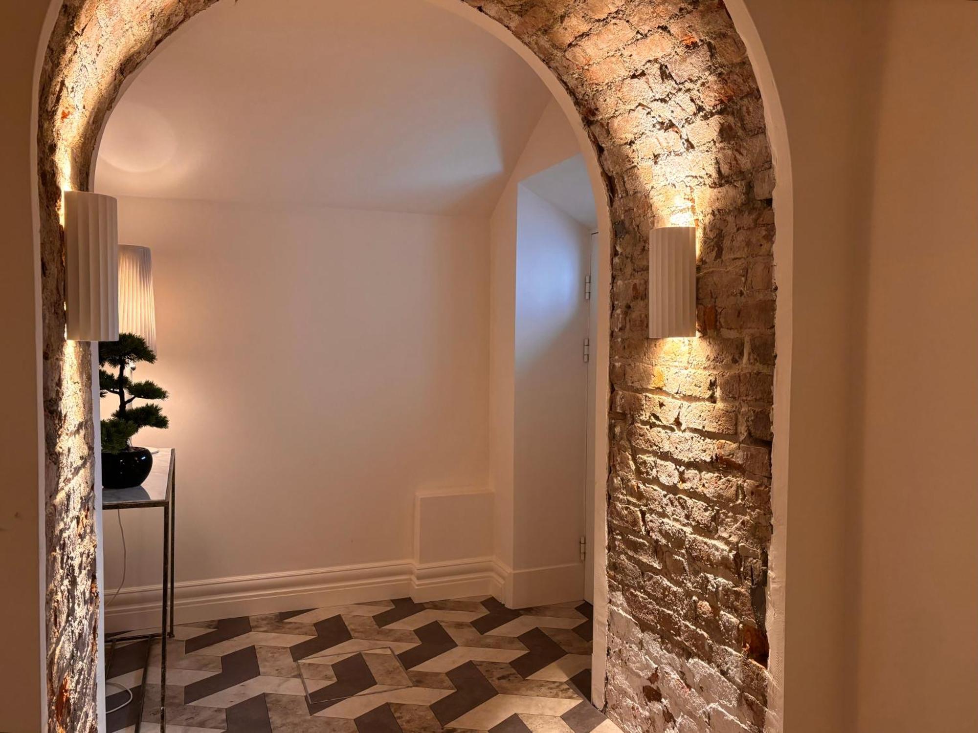 Luxurious 2 Bedroom Apartment With Sea View In Monkstown Blackrock  Luaran gambar