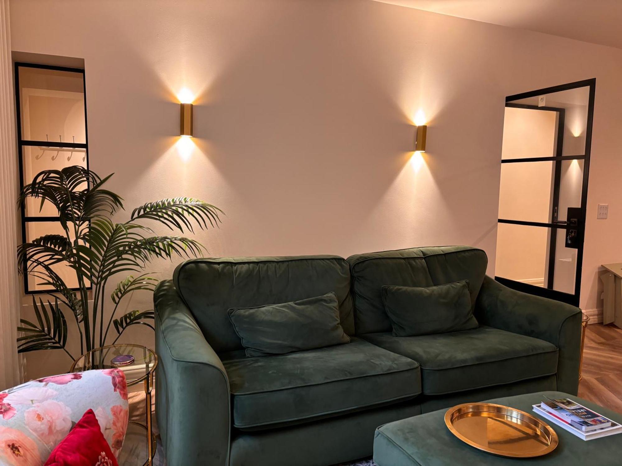 Luxurious 2 Bedroom Apartment With Sea View In Monkstown Blackrock  Luaran gambar