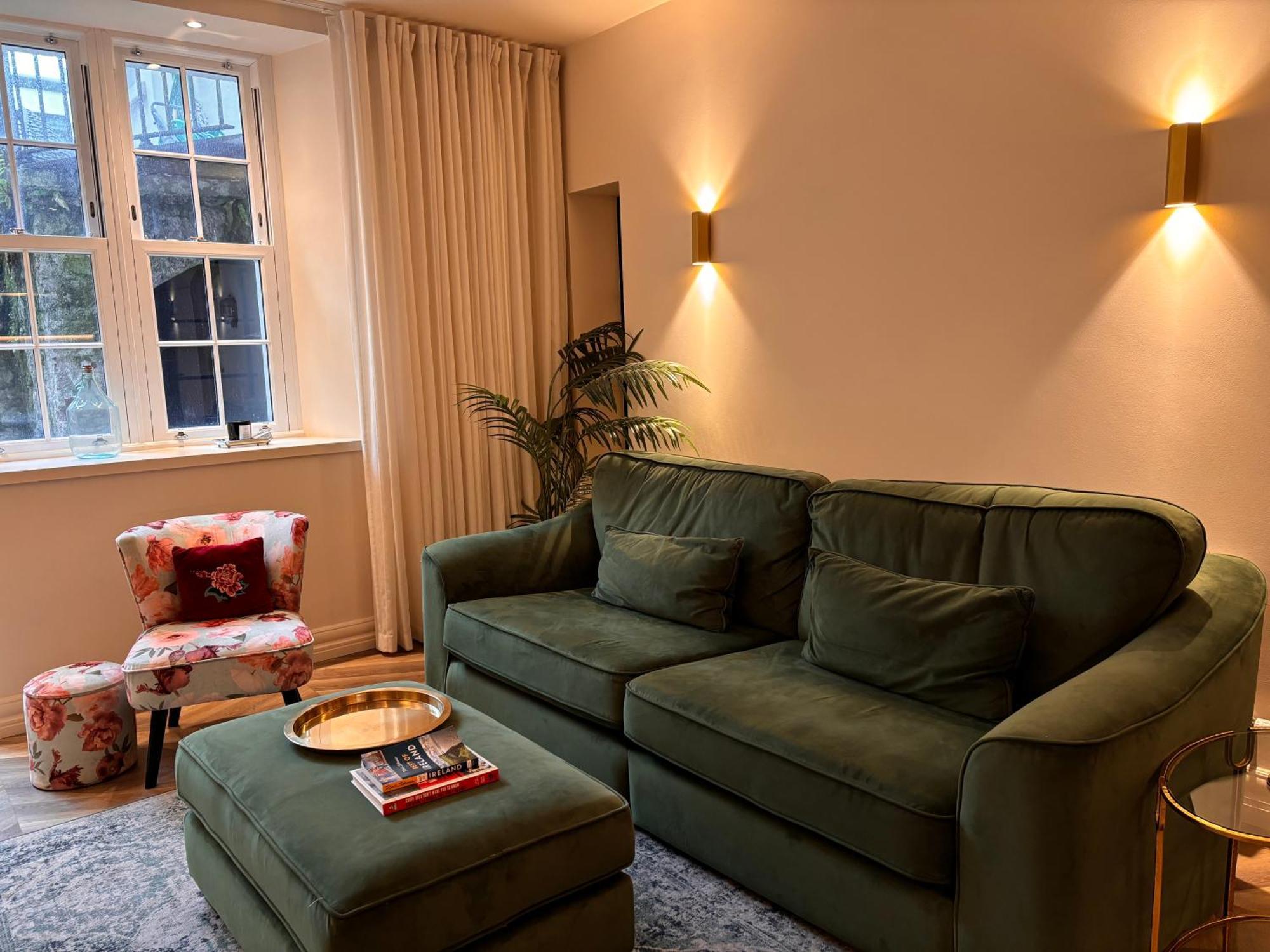 Luxurious 2 Bedroom Apartment With Sea View In Monkstown Blackrock  Luaran gambar