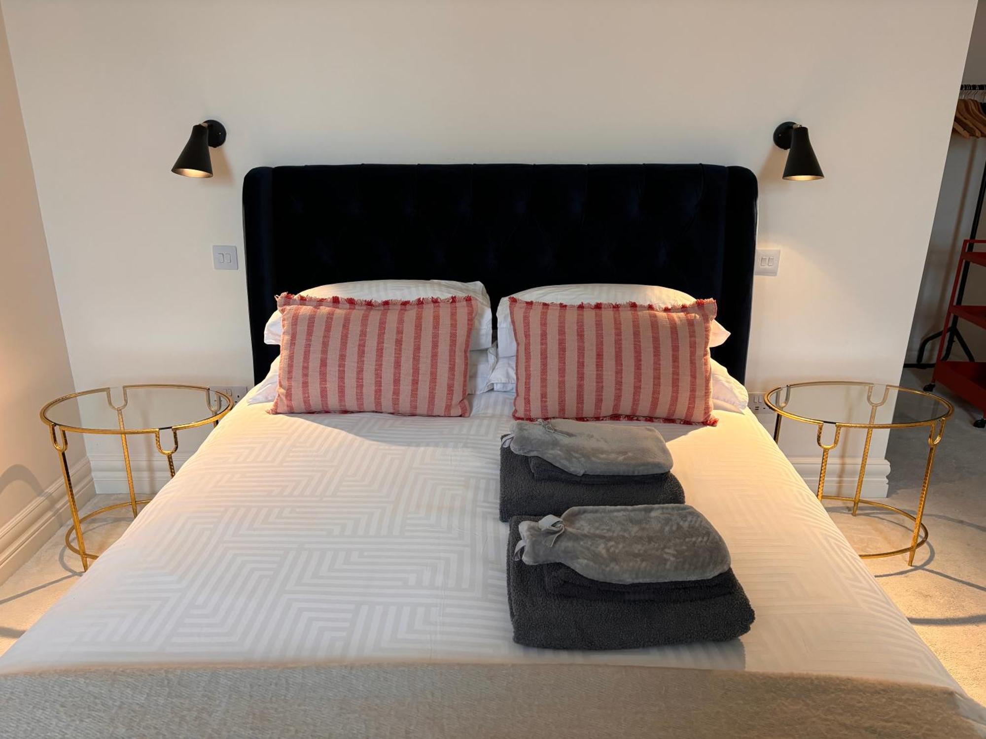 Luxurious 2 Bedroom Apartment With Sea View In Monkstown Blackrock  Luaran gambar